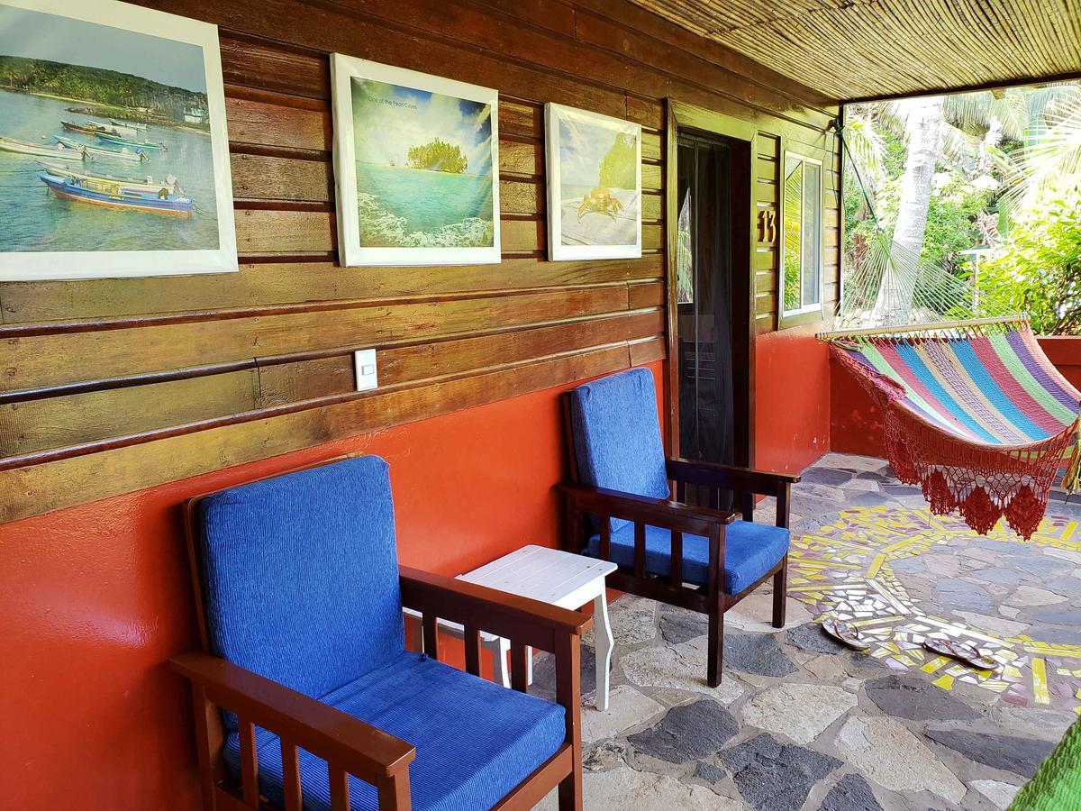 Paraiso Beach Hotel Brig Bay Exteriör bild